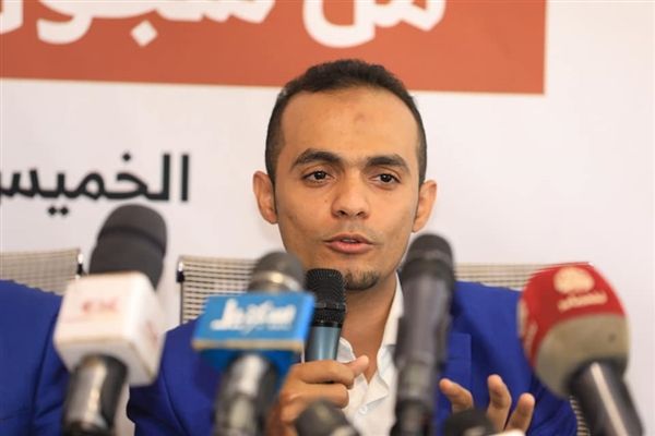 الصحفي"بلغيث": مليشيا الحوثي تتهرب من الالتزامات الموقعة في المفاوضات السابقة