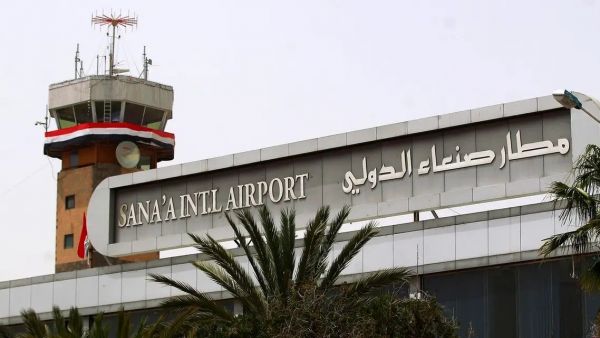مليشيا الحوثي تغلق مطار صنعاء بوجه المسافرين المرضى