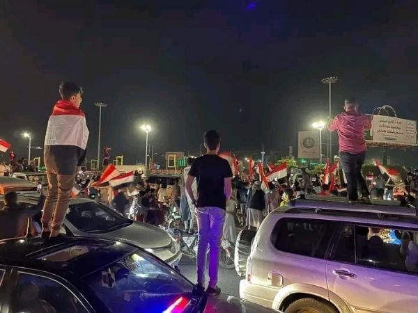 الحكومة تدين الصمت الدولي إزاء جرائم الحوثي بحق المحتفلين بثورة "26سبتمبر"