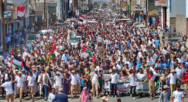  مظاهرة حاشدة في مأرب تضامنا مع الشعب الفلسطيني