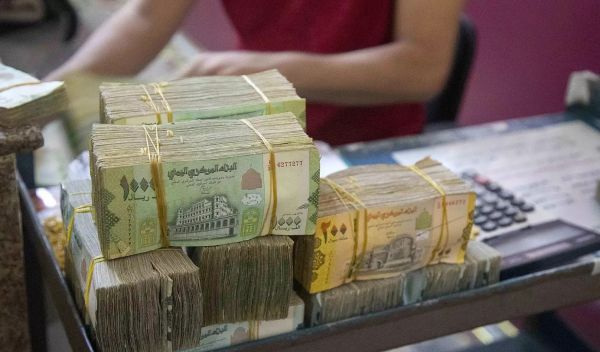 تقرير أممي يحذّر من تراجع جديد للعملة اليمنية حال عدم استكمال الإصلاحات الاقتصادية
