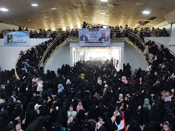  استقبال كبير في مأرب لزوجة الشهيد "حنتوس"