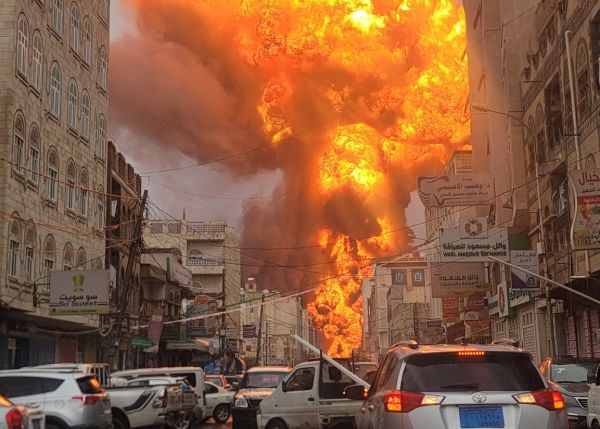 صنعاء .. 92 قتيل وجريح جراء الغارات الإسرائيلية
