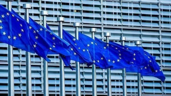الاتحاد الأوروبي يدين هجوم جماعة الحوثي على سفينة تجارية هولندية في خليج عدن