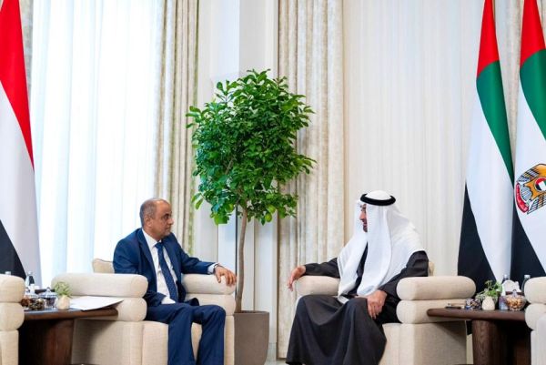 رئيس الوزراء يلتقي في أبوظبي الرئيس الإماراتي محمد بن زايد