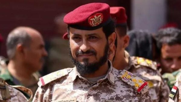 نجاة قائد اللواء الخامس حرس رئاسي من محاولة اغتيال غرب تعز واستشهاد اثنين من مرافقيه