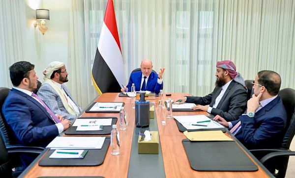 مجلس القيادة يجدد تحذيره للحوثيين من استغلال الأراضي اليمنية عسكرياً لصالح النظام الإيراني