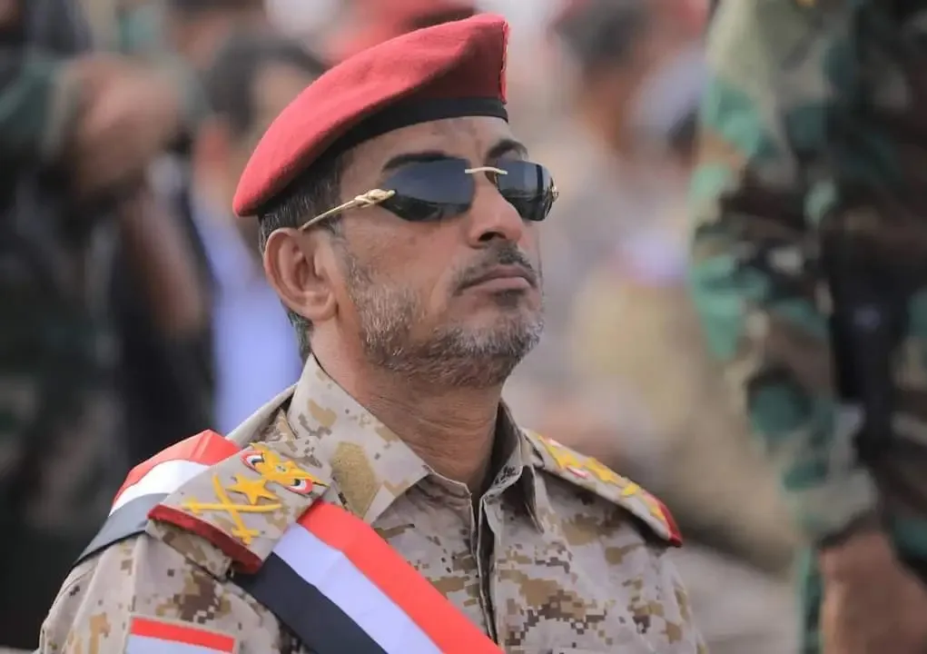 رئيس هيئة الأركان: لن يعم الأمن والسلم الإقليمي والدولي، إلا ببتر ذراع الحرس الثوري المتمثل في الأداة الكهنوتية العميلة
