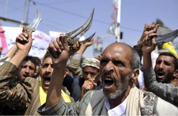 "الخُمس" يفضح مساعي جماعة الحوثي لفرض الطبقية السلالية وإلغاء المواطنة المتساوية