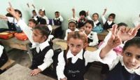 المليشيات تشدد الرقابة وتجند مخبرات في مدارس صنعاء