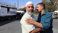 إسرائيل تمنع مدير المسجد الأقصى السابق من السفر