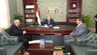 الرئيس هادي يوجه بإعداد مقترحات لدمج جهازي الأمن القومي والسياسي