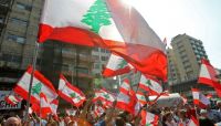 قيادي حوثي يعتبر احتجاجات العراق ولبنان "مؤامرة صهيونية" وردود لاذعة