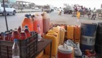 انتعاش أسواق الحوثي السوداء لبيع الوقود بصنعاء في ظل أزمة خانقة