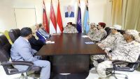 وزير الدفاع يؤكد التزام الجيش بقواعد القانون الدولي وحقوق الإنسان وزير الدفاع يؤكد التزام الجيش بقواعد القانون الدولي وحقوق الإنسان