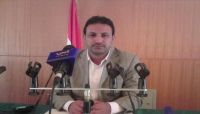 في زمن الحوثي .. إعلامي شهير يلجأ لبيع القات بعد توقف راتبه وتسريحه من وظيفته