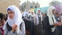 مسؤول حكومي: مليشيا الحوثي تحاول استبدال تحية العلم بشعارات طائفية