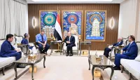 "العليمي".. يدعو الشركاء الأوروبيين للانتقال إلى إجراءات أكثر والانضمام إلى نظام العقوبات المفروضة على المليشيات الحوثية وداعميها