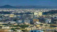صنعاء.. مليشيات الحوثي تتغذى على الحرب والقيادات تستثمر في العقارات وسط اتساع الفقر بين المواطنين
